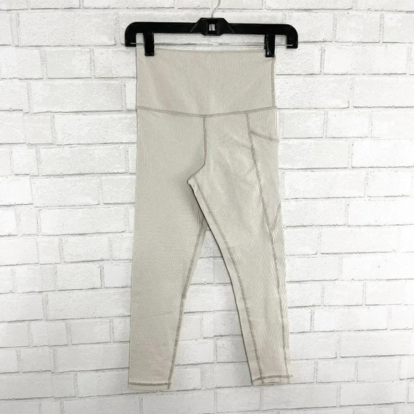 Glyder Tan & White Striped High Rise Capri Cropped Leggings Women's Size XS - Picture 1 of 6